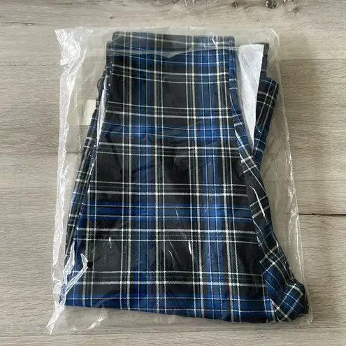 Fashion to figure Matilda Plaid Ponte Knit Leggings Black 1X NWT IN PACKAGE