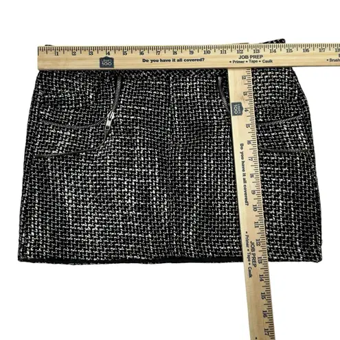 Allen B Black & White Boucle Zippered Detail Mini Skirt Women’s Size 2