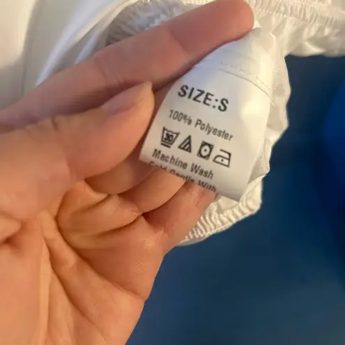 Automet Puffer Vest Women White Sleeveless Zip Up Outerwear, Size Small (NEW)