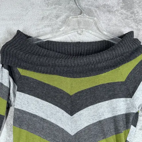 Byer California IZ Stripe Sweater Womens M Gray Green Chevron Knit Y2K Retro