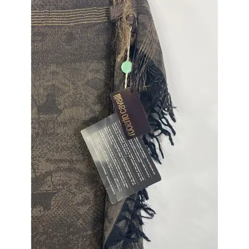 Roberto Cavalli Brocade Pattern Shawl Scarf Black Metallic Threading 60 X 60