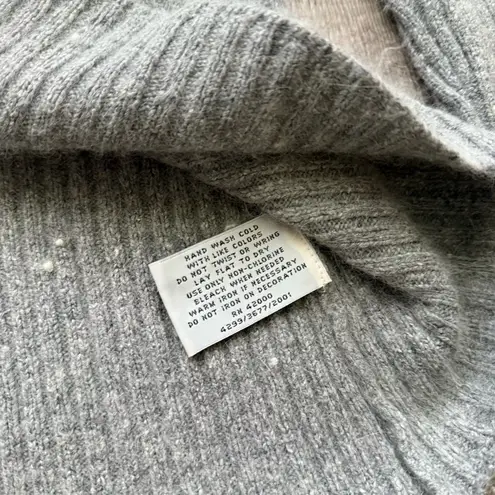 Jaclyn Smith Vintage Y2K sweater with iridescent sequins -