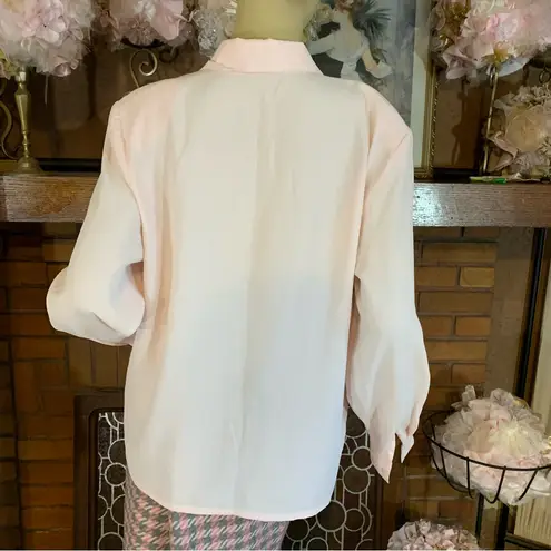 Christie & Jill LIGHT PINK PLEATED BUTTON DOWN BLOUSE (12)