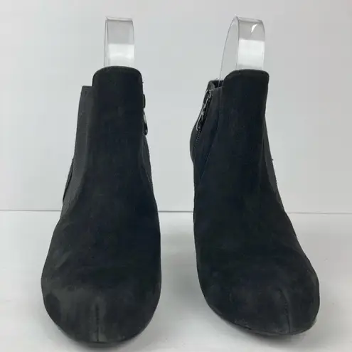 Tahari  Suzi Suede Ankle Bootie in Black Size 6