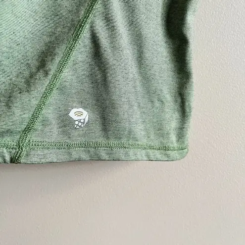 Mountain Hardwear M Women's Green Short Sleeve Activewear Top Lightweight Base