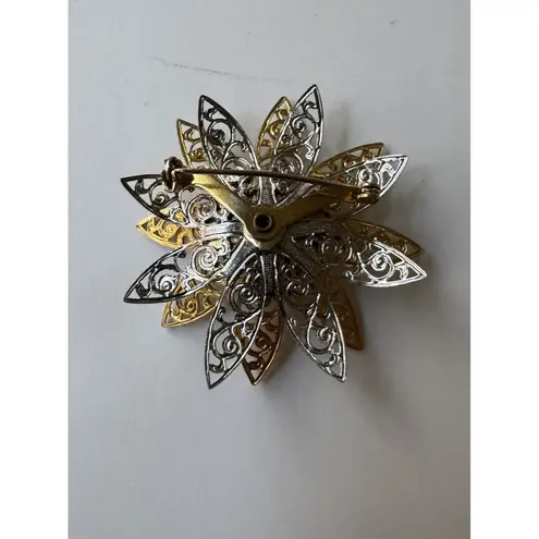 Lot Of 7 Various Gold Tone Embellished Vintage Brooches Costume Gems Working Pin