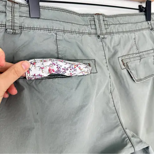 Y2K VTG Polo Jeans Co Ralph Lauren Bermuda Cargo Shorts Green Size 4 100% Cotton