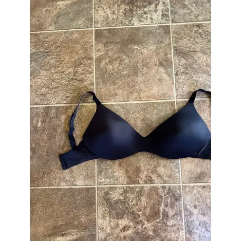 SKIMS Wireless Form Push up Bra Onyx Size 34H