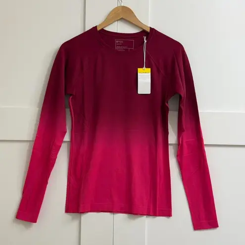 FIGS  Salta Seamless Longsleeve Underscrub in Ombre Deep Cranberry, Size Medium thumbnail 1