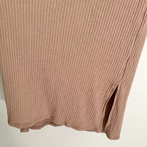 Fantastic Fawn NEW Women’s Ribbed Scoop Neck Midi Dress Light Brown Size Large