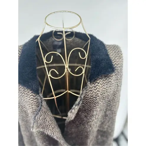 Lysse Cabin Faux Mink Long Coat Chevron Women’s Size Large/Extra large Pockets