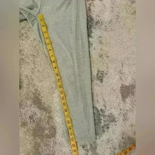 Zobha Women’s Light Green  Yoga Capris thumbnail 4