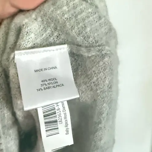 Quince  Baby Alpaca Wool Diamond Stitch Crew in Light Grey