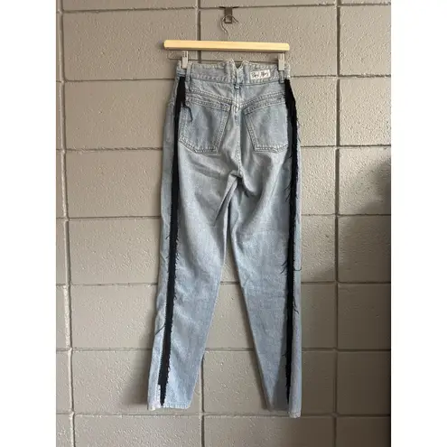 Paris Blues Vintage 80s Women's Fringe Hem Light Wash Mom Jeans size 6 Western