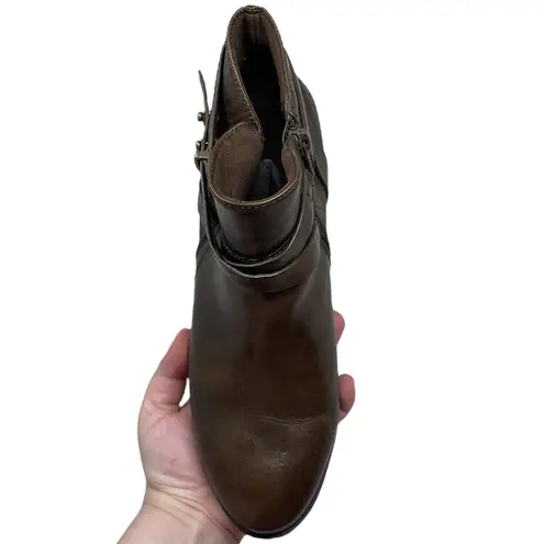 Baretraps “Yadda” Women’s Size 8.5M Brown Side Zip Ankle Booties Faux Leather