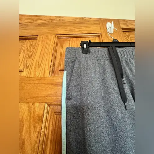 Adidas  - Sweatpants