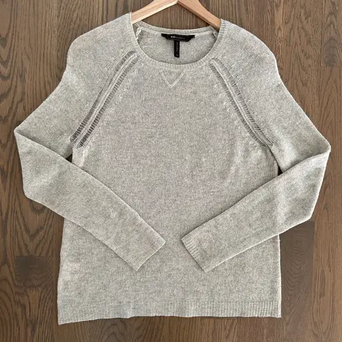 BCBGMAXAZRIA 100% Cashmere Long Sleeve Crew Neck Sweater Light Grey Extra Small