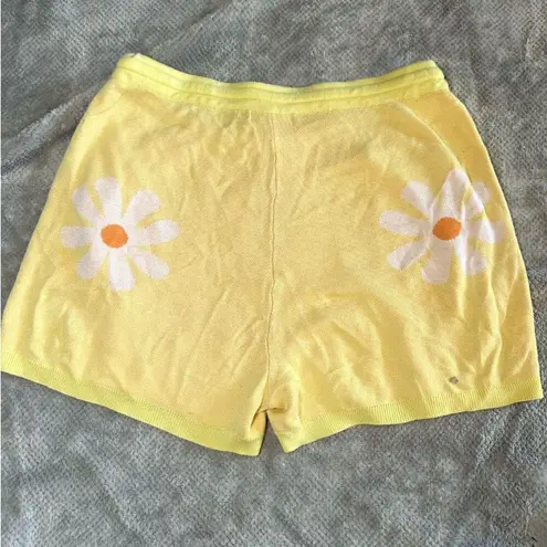 Summer Spring Vibes Comfy Shorts Yellow Size M