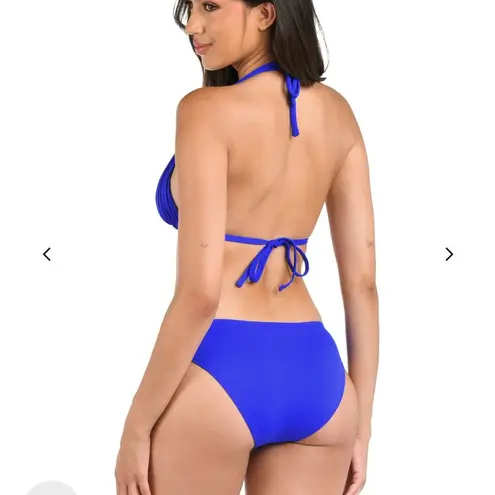 La Blanca Island Goddess Halter
Triangle Top - Sapphire