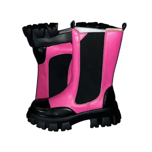 Chase and Chloe Rock Lug Chelsea Boot