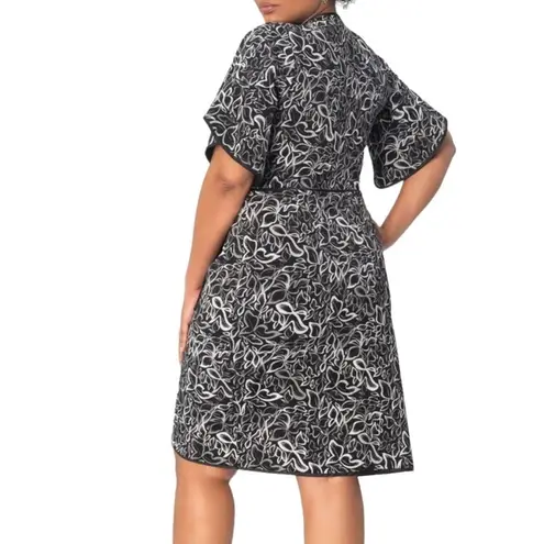 Leota NWT Women’s Faux Wrap Knit Knee Length Dress Black Floral Print Size 3X