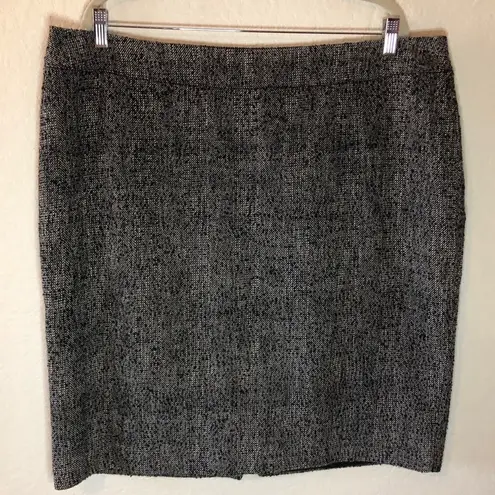 Lane Bryant  Skirt Black & White Tweed Pencil Skirt Sz 20 EUC Professional Look