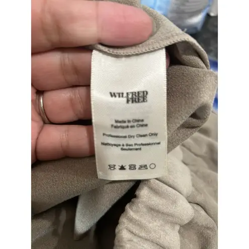 Wilfred Free Artizia Nescher Mini Skirt Tan Faux Wrap Suede Pull On Size Medium - Image 5
