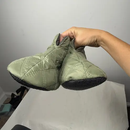 LL Bean Quilted Ankle Bootie Slippers Unisex Size Small W 7.5