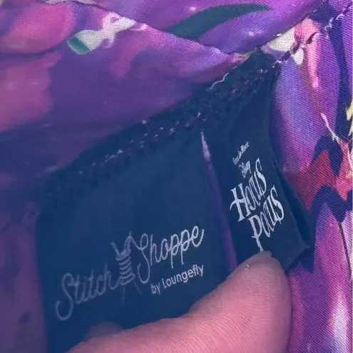 Lounge Fly Gray Backpack with Rounded Top and Embossed Design