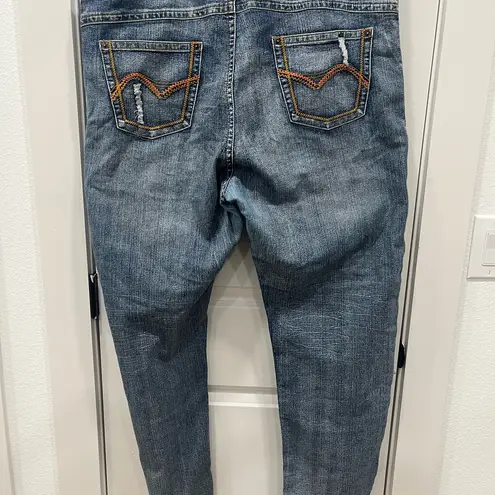 Revolt Women's Jeans with Gold Stitching size 20 preowned - Image 9