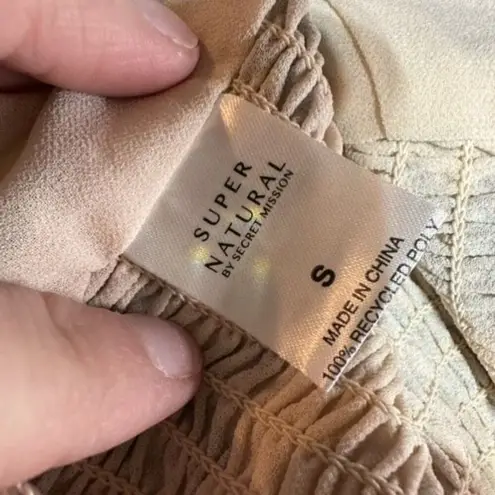 NWT Secret Mission Janice Top Only Floral Smocked Pink Ruffle Strap Small pink