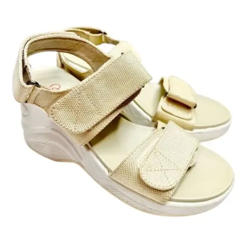 Blondo Wedge Sandals Size 7 Adjustable Straps Comfort Casual Beige Waterproof