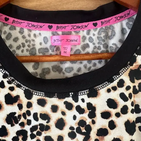 Betsey Johnson  2 Piece Animal‎ Print Pajama Set- Tank and Shorts size Medium​ - Image 3