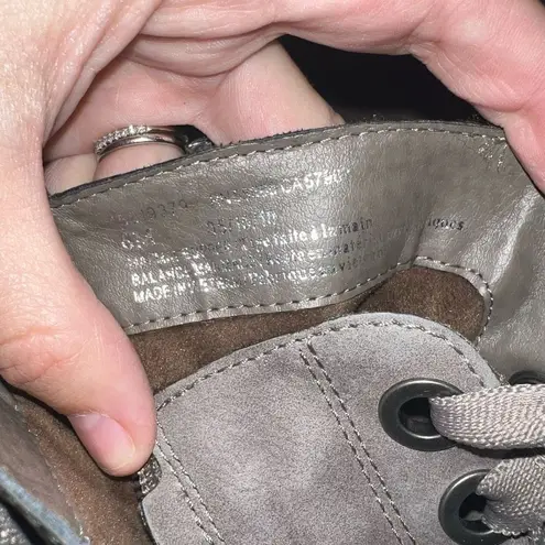 Treasure & Bond Women's Grey Boots