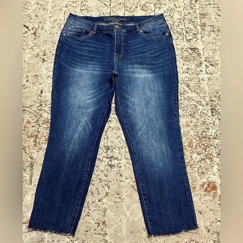 Maurice's MJEANS BY  straight leg crop jeans size 16 mid rise raw hem