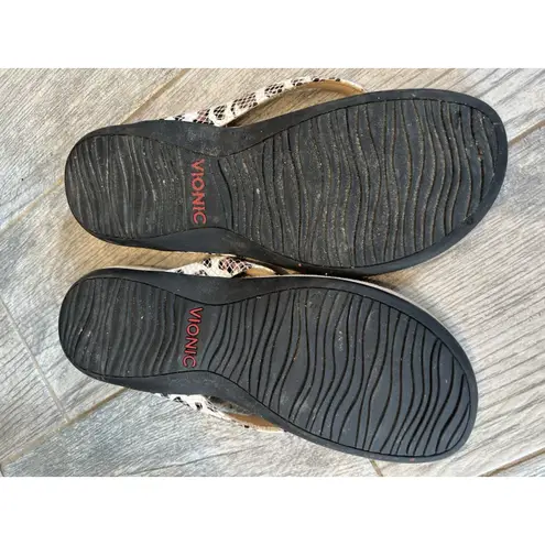 Vionic Leather Sandals Dillon Boa size 8 Shoes Flip Flops Flats Slip On Thongs