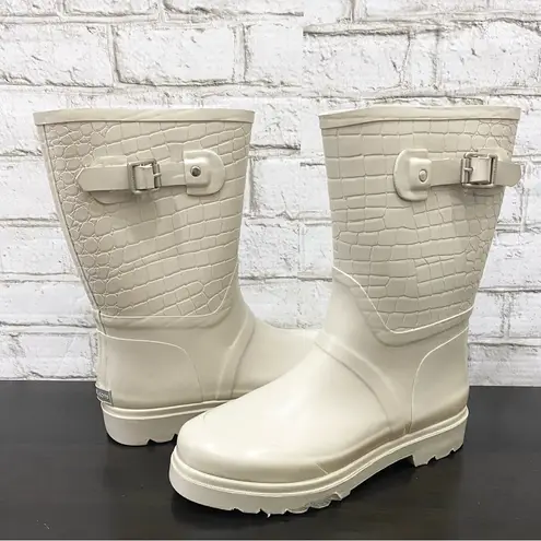 Michael Kors MICHAEL  Beige Sand Textured Rubber Lugged Soles Rain Boots Size 8