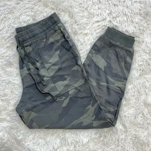 Splendid Camo Jogger Pants with Pockets Women’s Size Small Olive Green