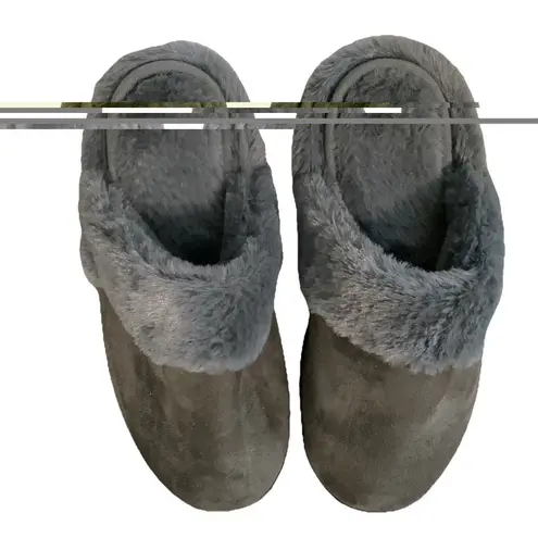 Grey Women’s Size 7/8 Massaging Slippers With Fur Trim . New Without Tags Gray