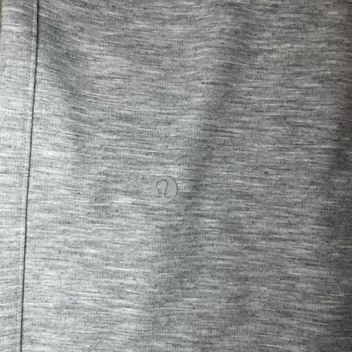 Lululemon Can You Feel The Pleat Crop *21" Gray Size 4