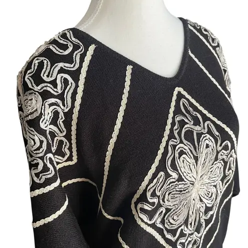 Vintage Savior Sweater USA Black Knit Floral Applique Statement Lagenlook Sz 14