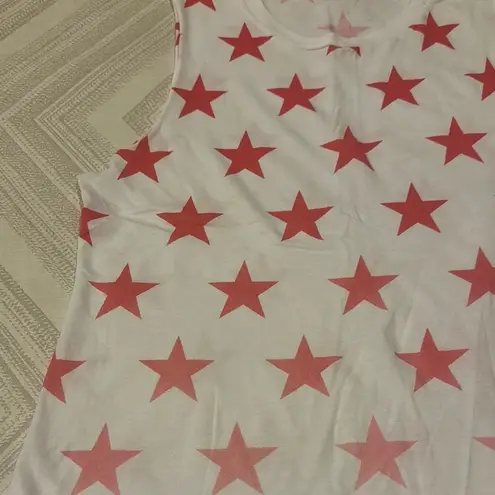 Chrdlr Women’s White and Red Ombre Star Muscle Tank Top
