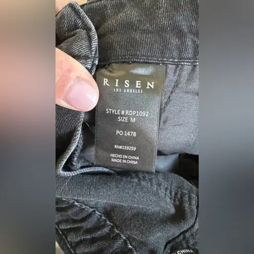 Risen jean relaxed Fit Distressed knee Overall Jeans black size medium