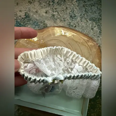 Vintage NOS Kay Shannon blue lace wedding bridal garter