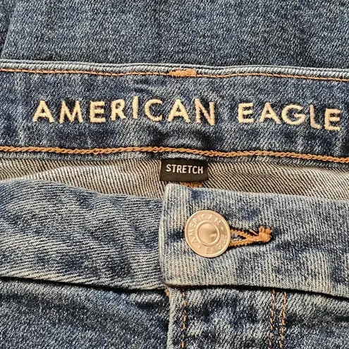 American Eagle  Emotional Blue Curvy High Waist Mom Jeans Size 16