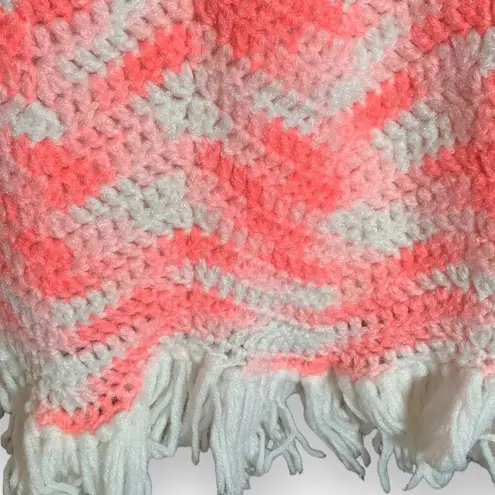 Vintage Hand Knit Chunky Knit Poncho Cape White Light Pastel Pink Zig Zag Stripe