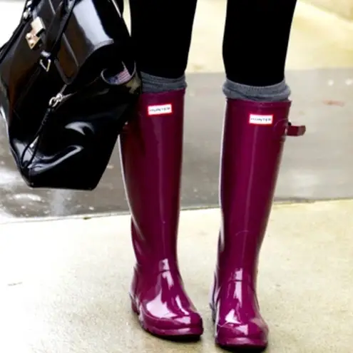 Hunter  Original Tall Gloss Rain Boots Purple Burgundy Magenta 6