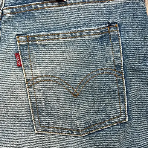 Levi's  High Rise Wedgie Fit Jean Shorts NWT Size 28