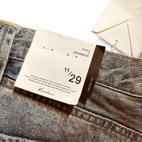 NWT Kancan Vintage 90s Straight Leg Distressed Jeans – Size 11/29 Blue