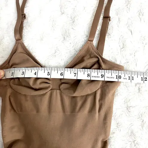 SKIMS Tan Sienna Neutral Seamless Sculpt Ankle Crop Catsuit Shapewear XXS/XS